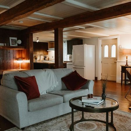 Auberge De L'Ouest Deschambault 外观 照片